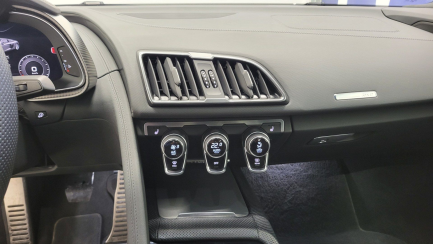 Zdjęcie przedmiotu: Audi R8 V10 RWD Performance