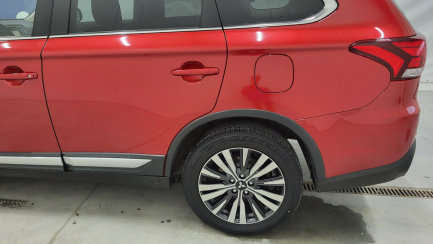 Zdjęcie przedmiotu: Mitsubishi Outlander 2.0 Intense Comfort 4WD CVT