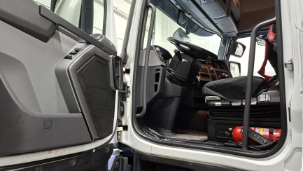 Zdjęcie przedmiotu: Renault T 460 E6 18.0t