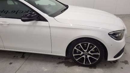 Zdjęcie przedmiotu: Mercedes-Benz E 220 d