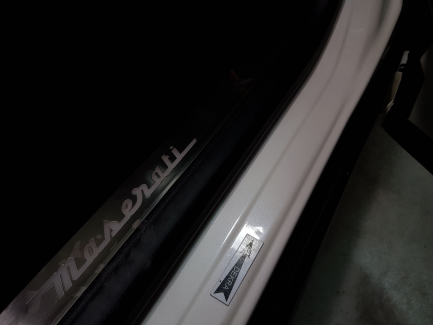 Zdjęcie przedmiotu: Maserati Levante