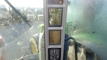 Zdjęcie przedmiotu: CASE Magnum 340 NFC farm tractor