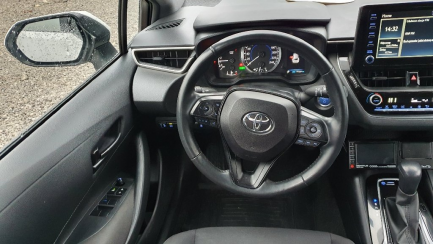 Zdjęcie przedmiotu: Toyota Corolla Combi 1.8 Hybrid Active + LPG