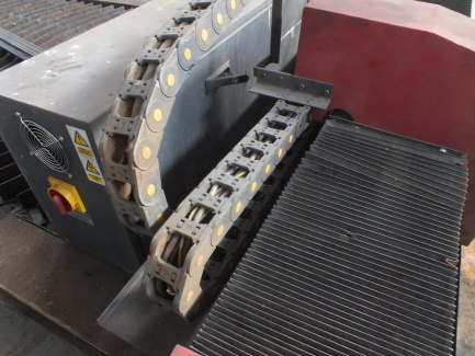 Zdjęcie przedmiotu: PLOTER PLAZMOWY SERON SK 1530