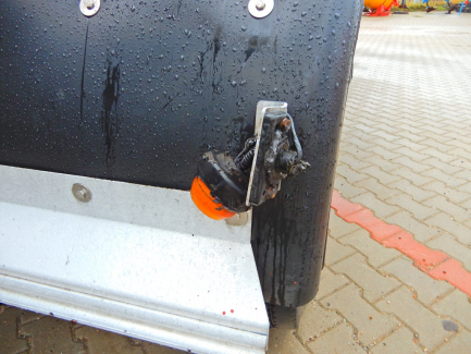 Zdjęcie przedmiotu: AUCTION OF THE DAY Volvo FH 16 700 6x4 Globetrotter Euro 5 with BERGS FOGEN timber body with JONSERED 1080 crane