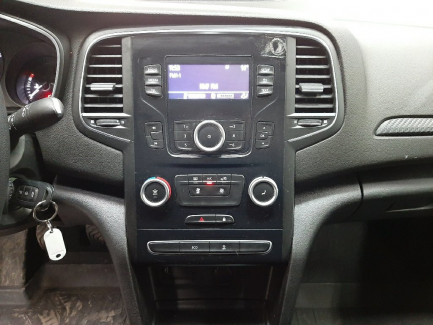 Zdjęcie przedmiotu: Renault Megane IV 1.3 TCe FAP Life