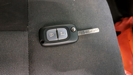 Zdjęcie przedmiotu: RENAULT/CARPOL MASTER FWD 2.3 dCi E6d 3.5t L3H1 Pack Clim