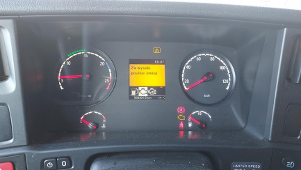 Zdjęcie przedmiotu: SCANIA R380 E5 19.0t LA 4x2MNA Top.