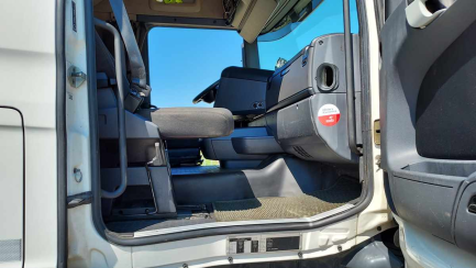 Zdjęcie przedmiotu: SCANIA R420 LA 6x2HNA E5 26.5t