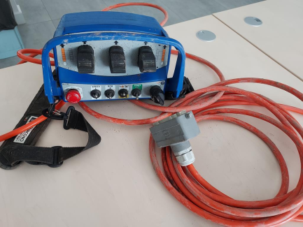 Zdjęcie przedmiotu: Wiertnica pionowa wielozadaniowa COMACCHIO MC 24