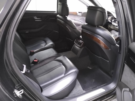 Zdjęcie przedmiotu: Audi A8 Quattro 3.0 TDi DPF Lang Tiptronic