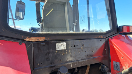 Zdjęcie przedmiotu: Ciągnik rolniczy BELARUS 820.4 wersja M,BR,TUZ1