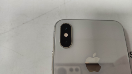 Zdjęcie przedmiotu: Telefon / Smartfon Apple iPhone XS 256GB srebrny kod prod. MT9J2PM/A