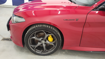Zdjęcie przedmiotu: ALFA ROMEO GIULIA 2.0 Turbo Veloce TI Q4 aut Pojazd po długotrwałym postoju!