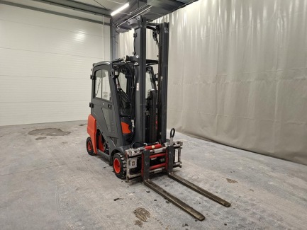 Zdjęcie przedmiotu: W&oacute;zek widłowy LINDE H20T-01