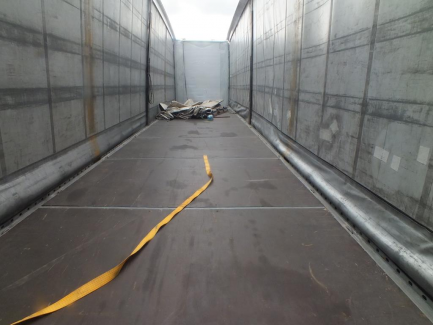 Zdjęcie przedmiotu: FLIEGL SDS 350 Curtain trailer MEGA