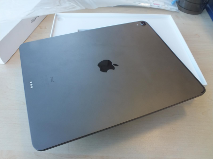 Zdjęcie przedmiotu: Tablet APPLE iPad Pro A1876 64GB SPACE GRAY