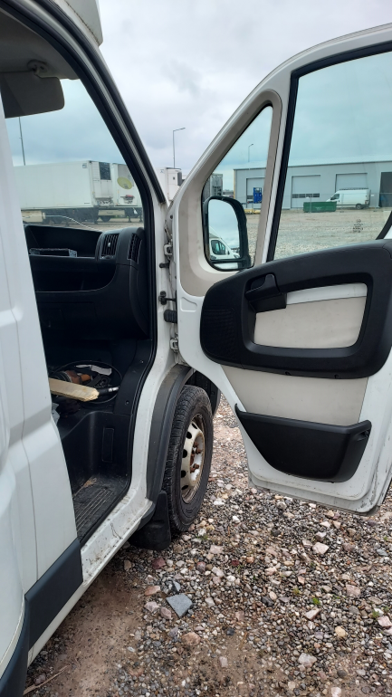 Zdjęcie przedmiotu: Peugeot BOXER E6 3.5t + zabudowa