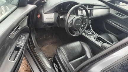 Zdjęcie przedmiotu: Jaguar Xf 2.0 i4D Portfolio aut