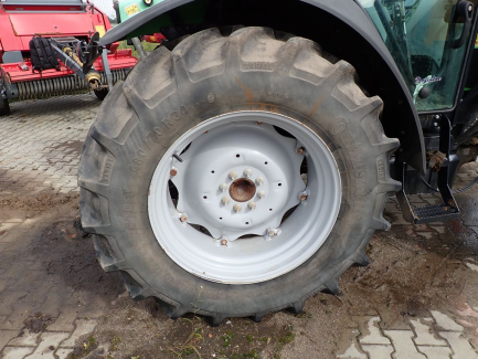 Zdjęcie przedmiotu: DEUTZ-FAHR agricultural tractor...
