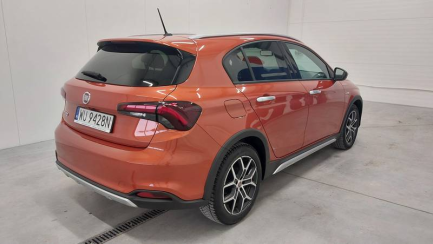 Zdjęcie przedmiotu: Fiat Tipo Cross 1.0
