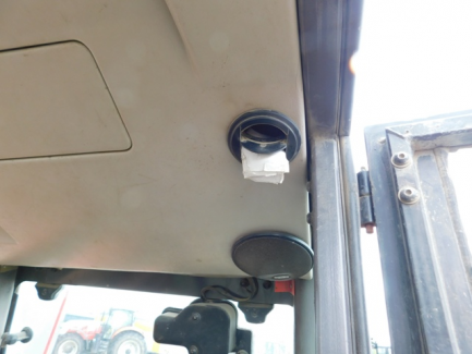 Zdjęcie przedmiotu: Manitou BF telescopic loader, 44158 Ancenis Cedex France MT 1740 SLT