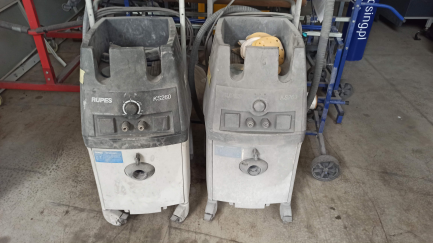 Zdjęcie przedmiotu: Set of painting accessories.