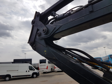 Zdjęcie przedmiotu: Harvester John Deere 770D