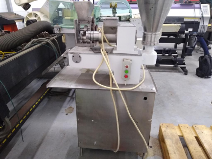Zdjęcie przedmiotu: Maszyna do napełniania i formowania pierog&oacute;w ANKO FOOD MACHINE CO. LTD. TAIWAN XTL-700 XL
