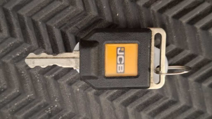 Zdjęcie przedmiotu: Екскаватор-навантажувач JCB 4CX