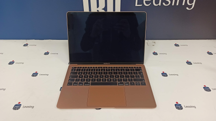 Zdjęcie przedmiotu: Notebook / Laptop Apple MacBook Air 13'' 1,6GHz dual-core 8-th generation Intel Core i5 processor, 256GB złoty prod. MVFN2ZE/A