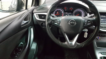 Zdjęcie przedmiotu: Opel Astra Hatchback