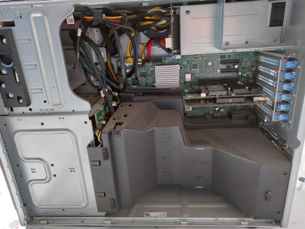 Zdjęcie przedmiotu: Serwer Dell PowerEdge T440