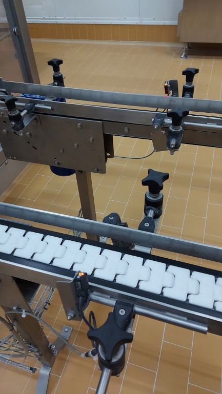 Zdjęcie przedmiotu: Automatic machine for packing butter into TREPKO 822 cubes and collective packing cubes into boxes TREPKO 710