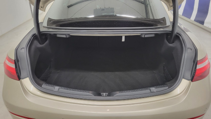 Zdjęcie przedmiotu: Mercedes-benz E 300 d Coupe 9G-TRONIC