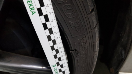 Zdjęcie przedmiotu: Lexus IS200T sedan