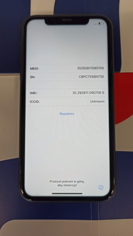 Zdjęcie przedmiotu: Apple iPhone 11 smartphone, 64 GB - black MWLT2PM / A