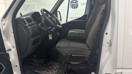 Zdjęcie przedmiotu: Renault Master FWD 2.3 dCi E6d 3.5t L3H2 Business