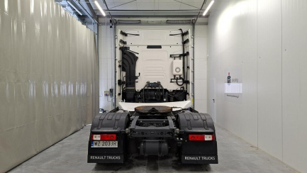 Zdjęcie przedmiotu: Renault T E6d 19.0t High Sleeper Cab