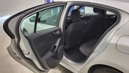 Zdjęcie przedmiotu: Ford Focus 1.5 EcoBlue ST-Line Business