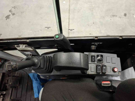 Zdjęcie przedmiotu: Minikoparka KUBOTA KX019-4