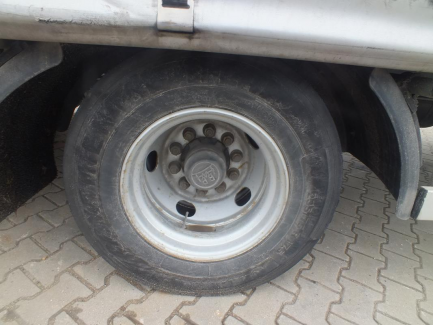 Zdjęcie przedmiotu: Przyczepa skrzyniowa i kurtynowa z osiami centralnymi PLANDEX PTL 18