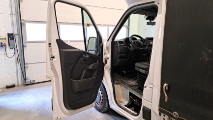 Zdjęcie przedmiotu: RENAULT/CARPOL MASTER FWD 2.3 dCi E6d 3.5t L3H1 Pack Clim