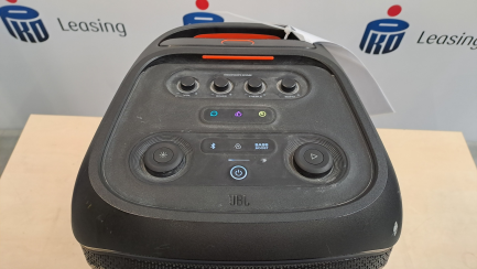 Zdjęcie przedmiotu: Аудіоколонка JBL PartyBox Stage 320 Power, чорна, 240 Вт, Bluetooth, 18 годин роботи від акумулятора, вхід для мікрофона та гітари, IPX4