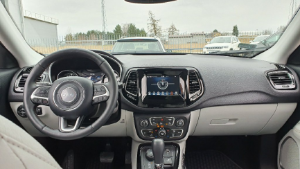 Zdjęcie przedmiotu: Jeep Compass SUV