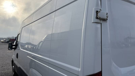 Zdjęcie przedmiotu: Iveco 35-120 Daily 35S12 E6 3.5t