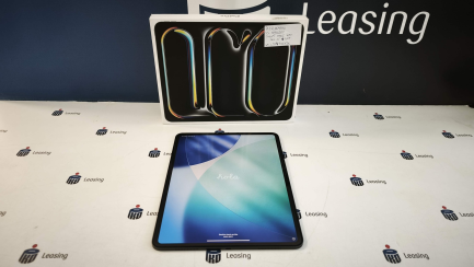 Планшет Apple iPad Pro 13'' 7-го покоління 2024 року, 256 ГБ, Wi-Fi Space Black - Код виробника: MVX23HC/A