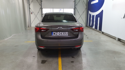 Zdjęcie przedmiotu: Toyota Avensis sedan