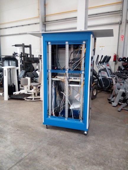 Zdjęcie przedmiotu: PACKAGE AUCTION Multimedia set (TV sets, tablets, cameras)