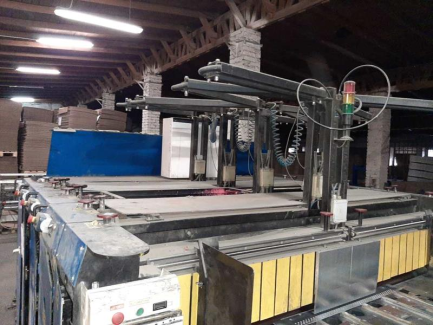 Zdjęcie przedmiotu: Rotary line designed for printing and cutting out boxes and flap boxes made of corrugated cardboard KOBOX SLOT 45 3KR 2500